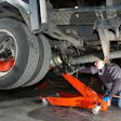 truck axle-repair-maintenance-technician20090730_0166-2016-09-27-13-48-768×509
