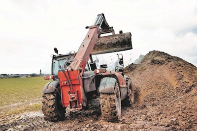 Camso’s new MPT 753 tire on a telehandler.