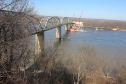 Champ Clark Bridge construction