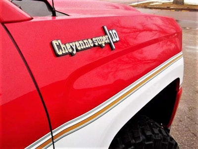 Retro Big 10 Chevy Silverado 4