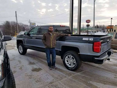 Retro Big 10 Chevy Silverado 7
