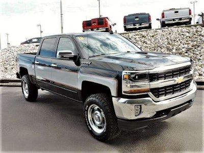 Retro Big 10 Chevy Silverado 9