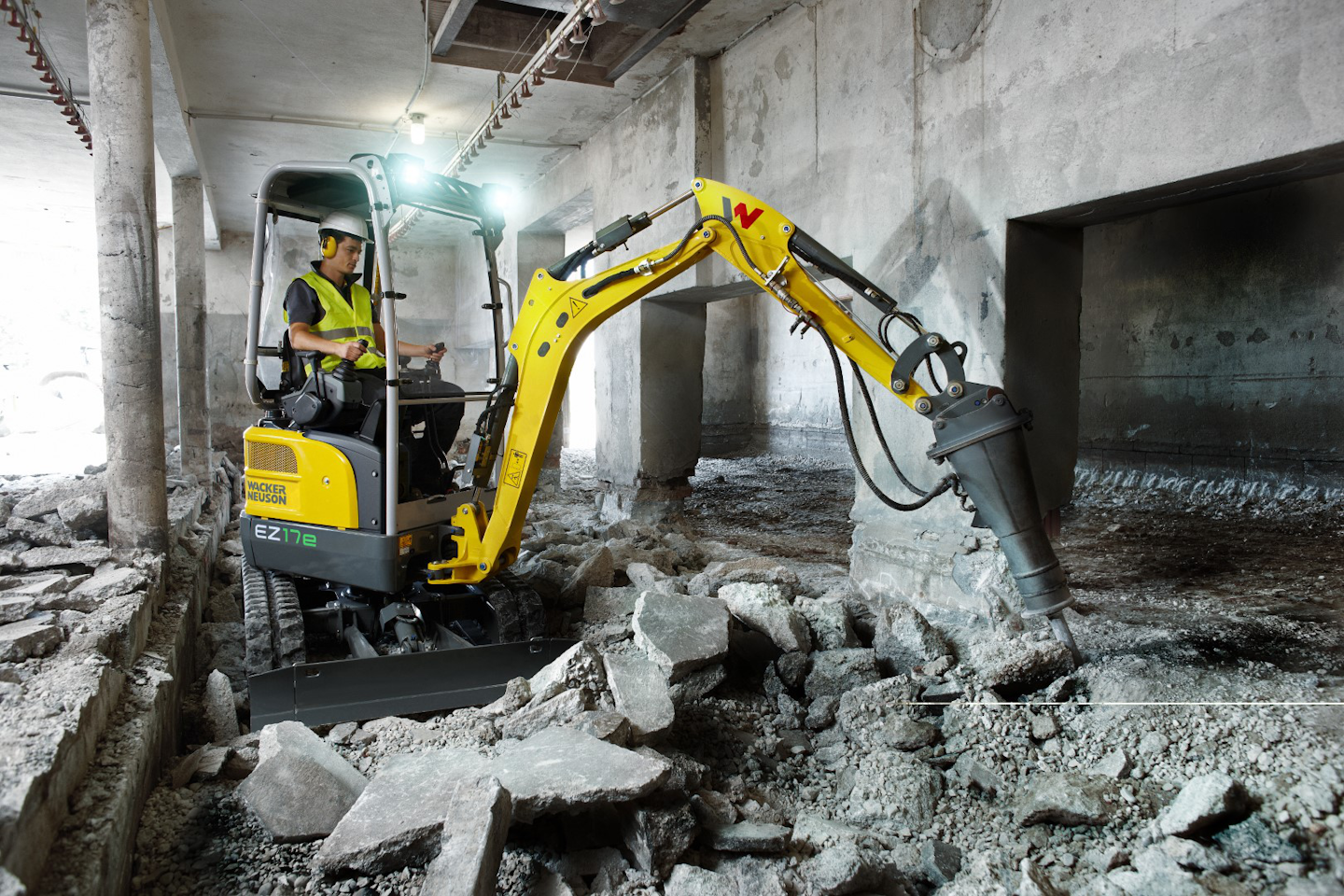 Wacker Neuson Unveils The Ez17e Its First Battery Powered Excavator Equipment World