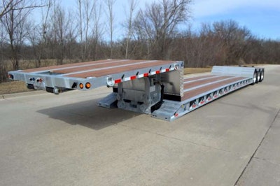 XL Specialized trailers galvanized-lowboy-2018-03-22-14-28-768×511