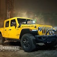 JT-Jeep-Wrangler-Pickup-SCRAMBLER_front_yellow