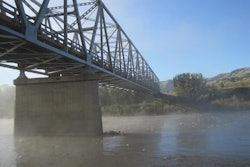 Long X Bridge Credit Brent Hanson, USGS