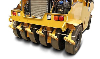 Cat CW16 front close up