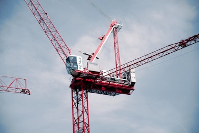 close up potain crane