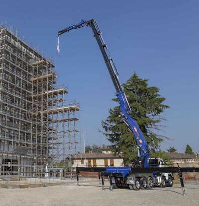 ALT becomes a dealer for Manitex Cranes