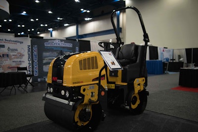 Mauldin 3500 compaction roller