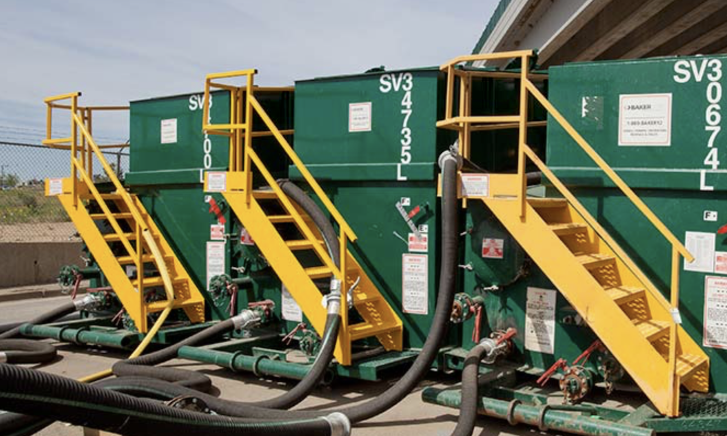 United Rentals acquires BakerCorp International Holdings Equipment World