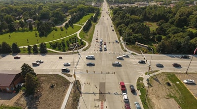 This $17 million project at an intersection on U.S. 14 in Brookings, S.D. by the South Dakota DOT won an American’s Transportation Award for improvements that included developing traffic control and sequencing plans, replacing two bridges over I-29 with one, and reconstructing four ramps. Sidewalks were added to facilitate pedestrian traffic, while new traffic signals help move traffic. PHOTO: AASHTO