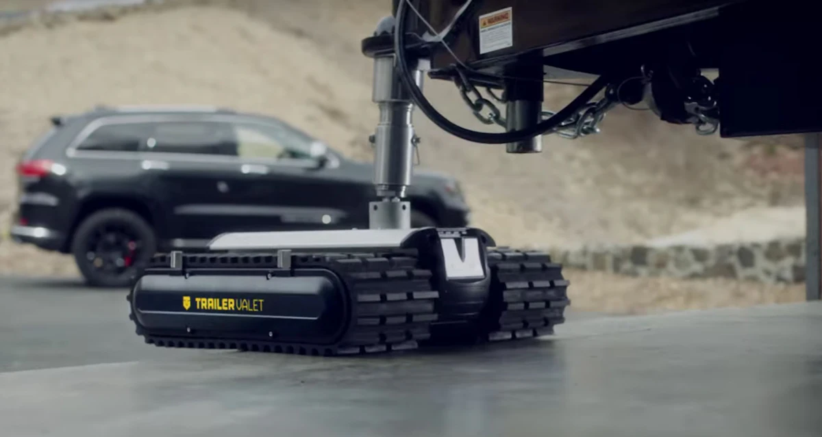 Robotic Trailers Trailer Valet's RVR is a remote-controlled trailering robot | Equipment ...