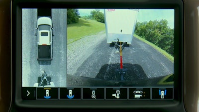 Part of the Advanced Trailering System, Hitch Guidance with Hitch View adds dynamic backing guidelines to the Rear Vision Camera system to help customers line up their hitch.