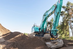 Kobelco_210_engcon