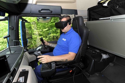 Put on virtual reality goggles and operate from the comfort of the cab with Hiab’s HiVision.