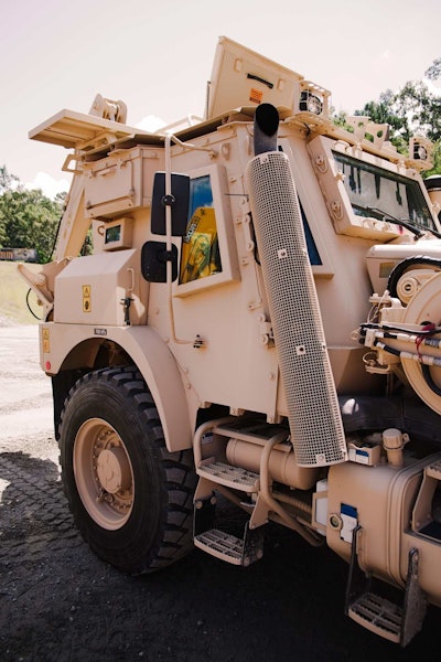 Details of JCB HMEE's passenger side
