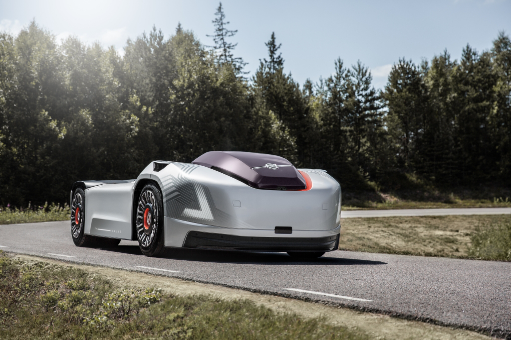 Volvo Trucks Vera autonomous Class 8 truck (1)