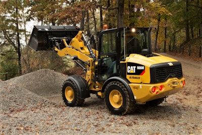 Caterpillar 906M Ag Handler