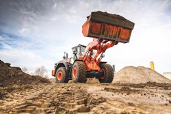 Hitachi_ZW250-6_6