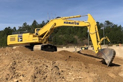 PC360LCi excavator