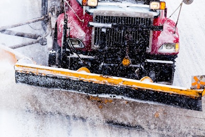 Winter Equipment snow blade with cover