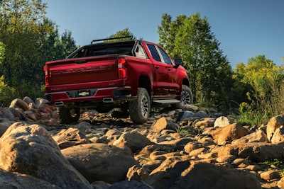 The trail-inspired 2019 Silverado RST Off Road Concept features a factory-installed two-inch suspension lift and shows off the new, dealer-available Off Road Appearance Package.
