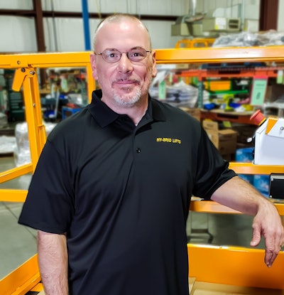 Paul Allen, Custom Equipment