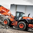 Hitachi ZW310-6 loader (1)