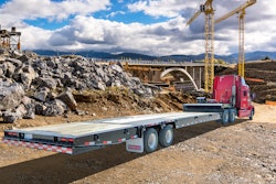 Pitts Trailers lowboy hydraulic tail
