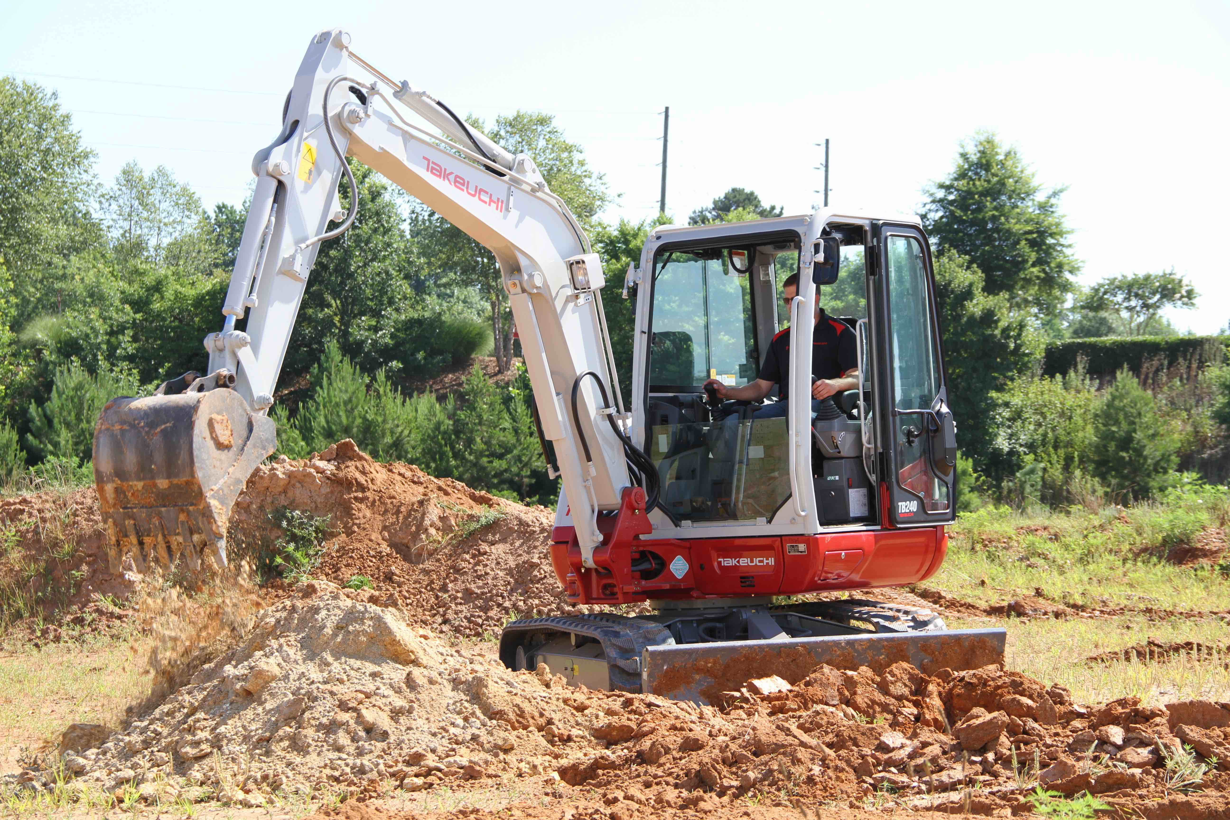 Takeuchi TB240Image-2018