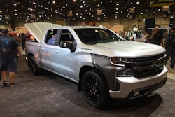 2019-Chevy-Silverado-SEMA-concept
