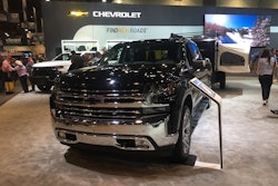 2019-Chevy-Silverado-SEMA-trailer-towing-features