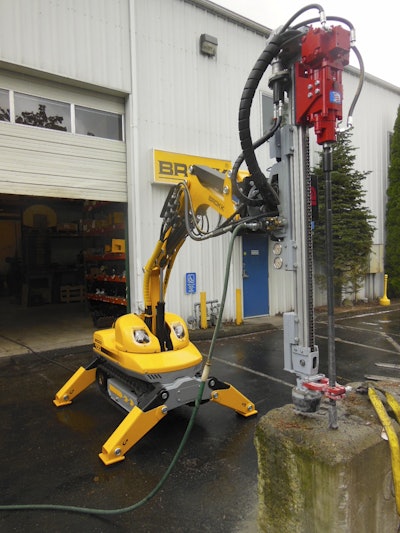 Brokk machine with TE160 attachment