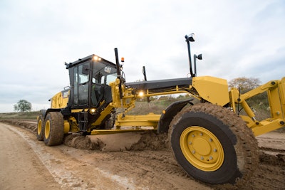 Cat 140 motor grader