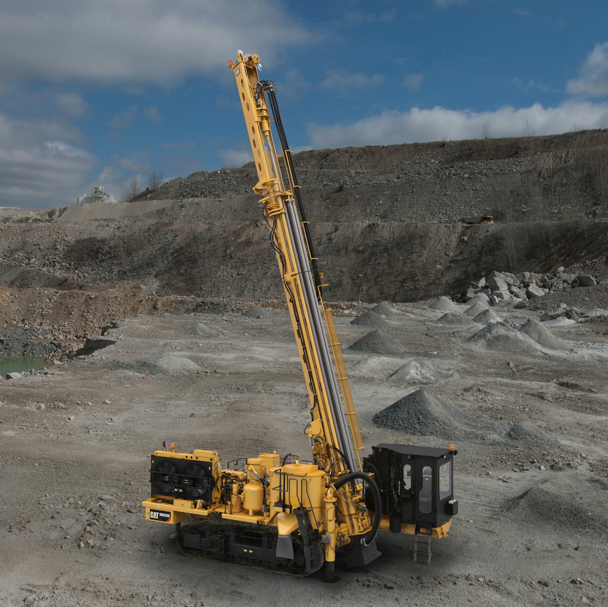 Caterpillar releases MD6200 rotary blasthole drill Caterpillar releases MD6200 rotary blasthole drill