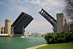 Lake Shore Bridge (Outer Drive Bridge)_Chicago
