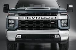 2020-Silverado-HD-3