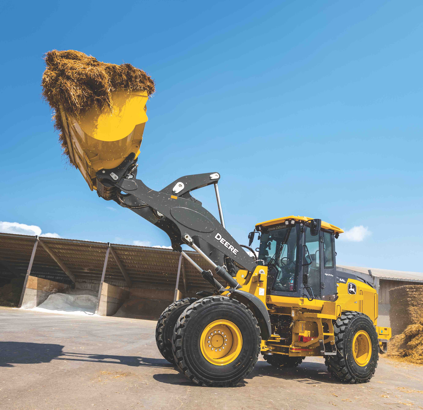 John Deere S New 544l Wheel Loader Has Three Major Upgrades Equipment World John Deere S New 544l Wheel Loader Has Three Major Upgrades Equipment World