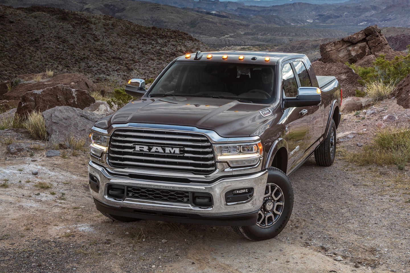 2019 Ram 2500 And 3500 Laramie Longhorn Edition Features Equipment World