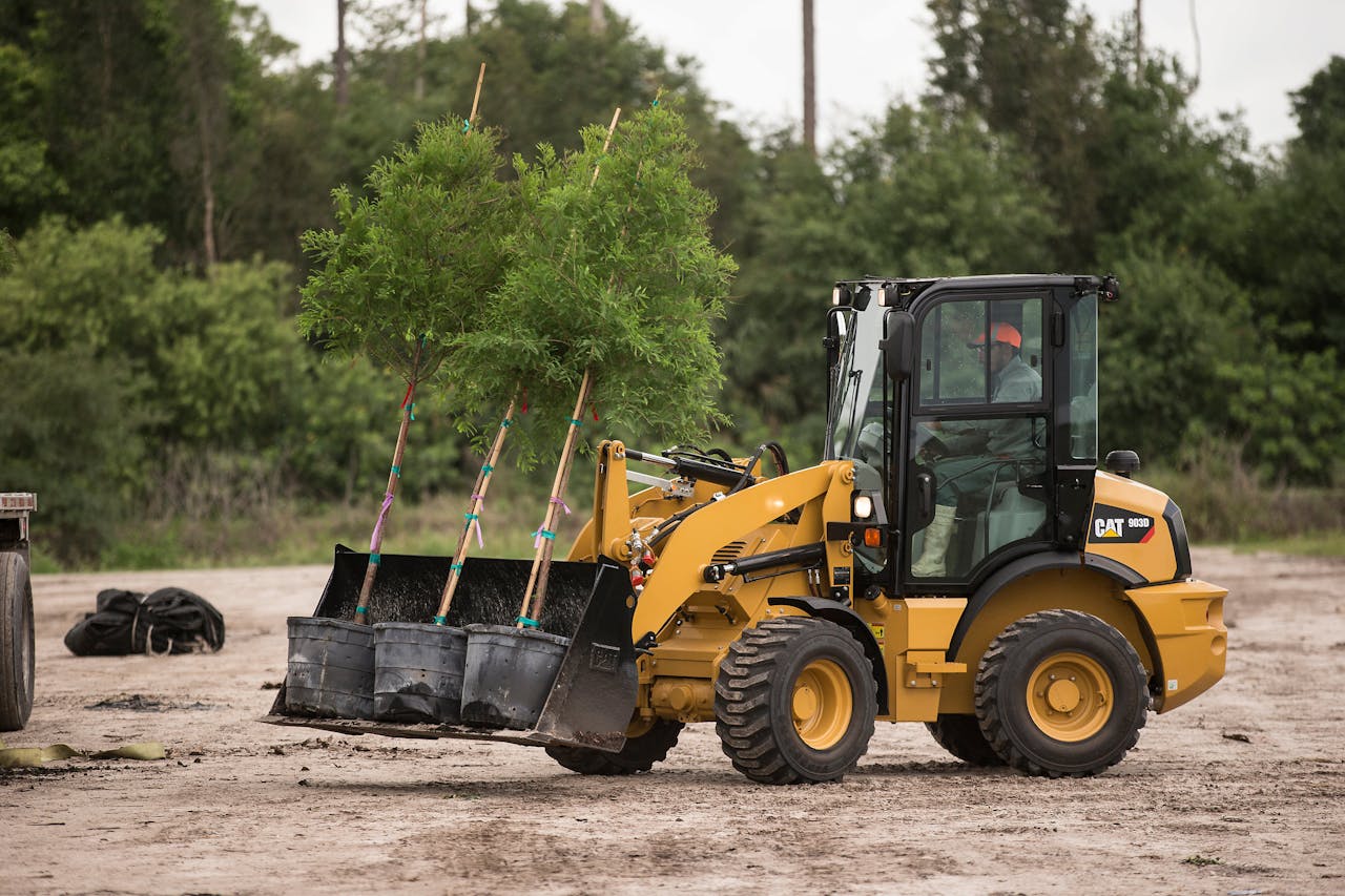 Caterpillar introduces revamped 903 compact wheel loader | Equipment World
