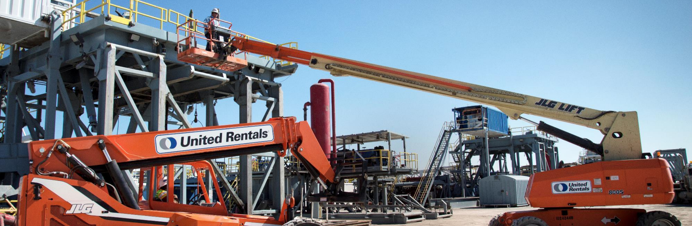 United Rentals aerial lift