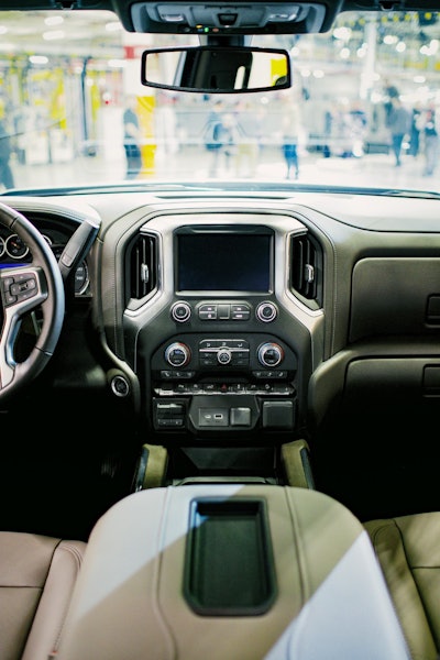Chevrolet Silverado Dash