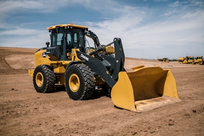 Deere’s new 524L High Lift Plus. Photos: Wayne Grayson