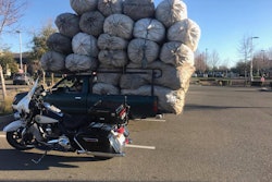 overloaded-pickup