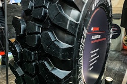 Alliance 585 tire Bauma 20190200