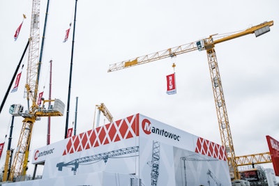 manitowac crans display bauma 2019