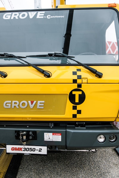 grove by manitowoc GMK 3050-2