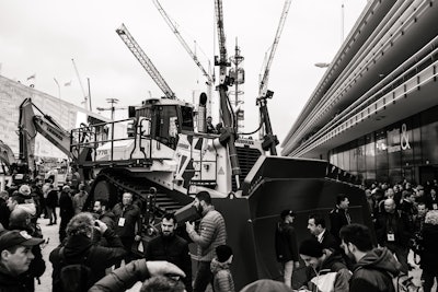 libherr pr776 crawler dozer display at bauma 2019