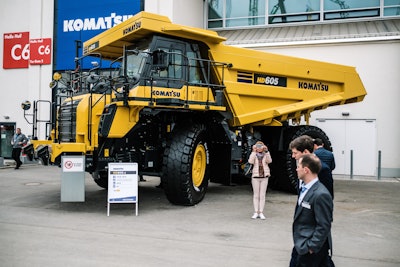 mechanical truck, komatsu hd605 at bauma 2019